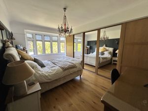 Photo 27- click for photo gallery